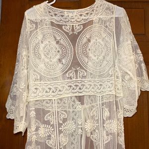 Boutique Bohemian White Lace Kimono — Size Medium